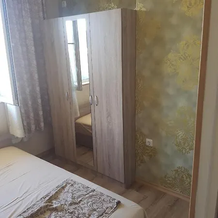 Апартамент Камелия Гардън Apartament